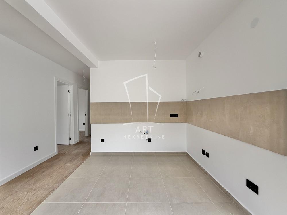 Slika 5 - Vojvode Bojovića, Četvorosoban stan na prodaju, 74m2, 286.000€