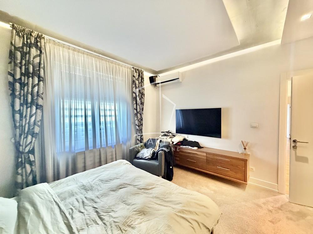 Slika 7 - Bulevar Mihajla Pupina, Trosoban stan na prodaju, 80m2, 360.000€