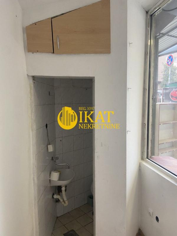 Slika 2 - Trgovačka,  Lokal za izdavanje, 4m2, 150€