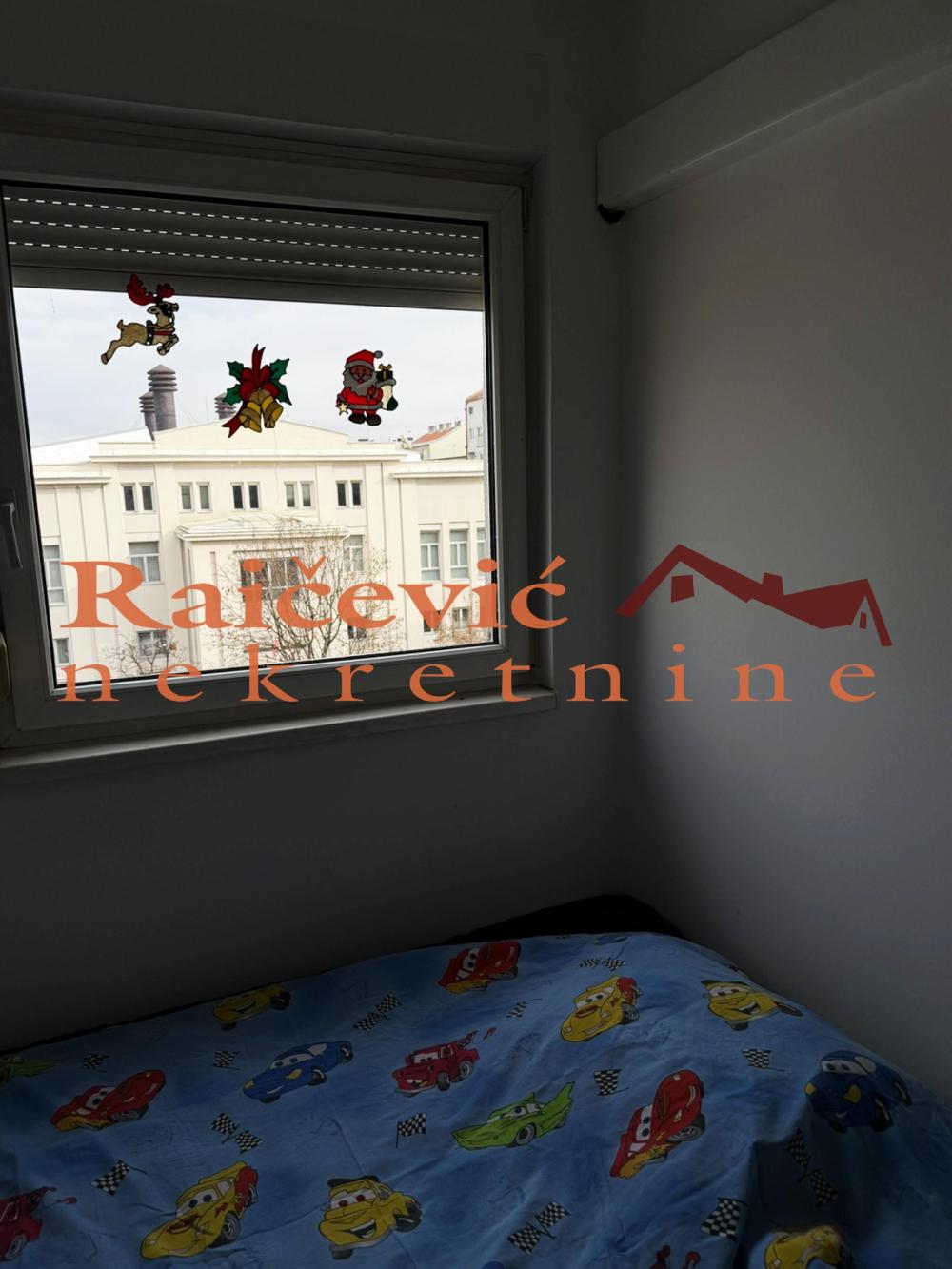 Slika 5 - Cara Dusana, Trosoban stan na prodaju, 66m2, 225.000€