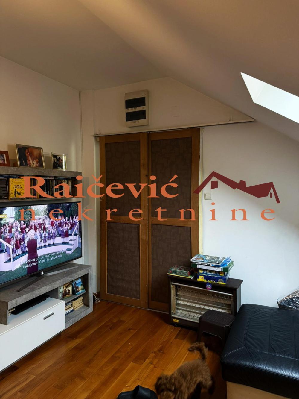 Slika 6 - Cara Dusana, Trosoban stan na prodaju, 66m2, 225.000€