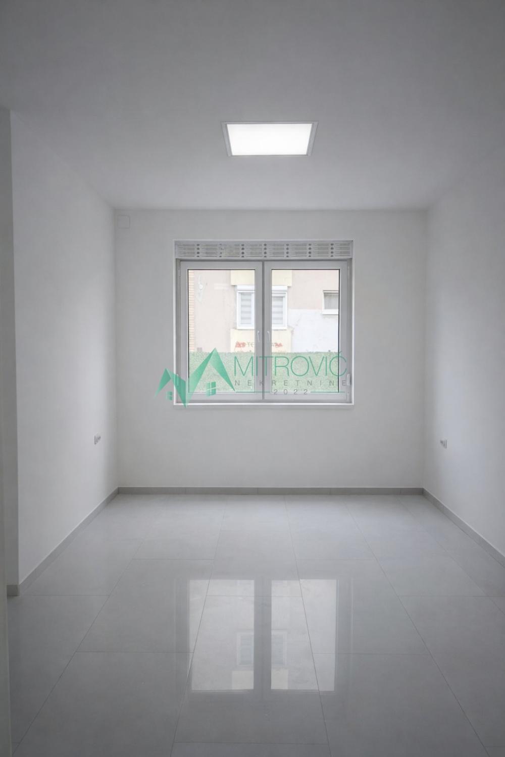 Slika 1 -  Lokal za izdavanje, 114m2, 2.800€