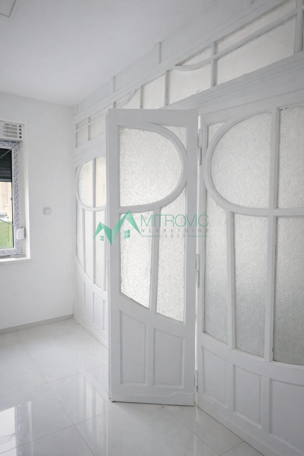 Slika 3 -  Lokal za izdavanje, 114m2, 2.800€