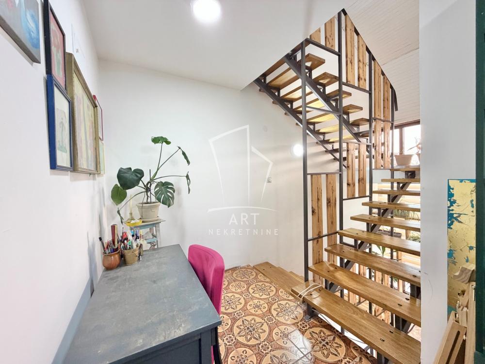 Slika 10 - Doljanska (Sremčica), Kuća na prodaju, 258m2, 200.000€