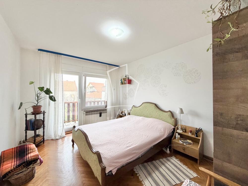 Slika 3 - Doljanska (Sremčica), Kuća na prodaju, 258m2, 200.000€