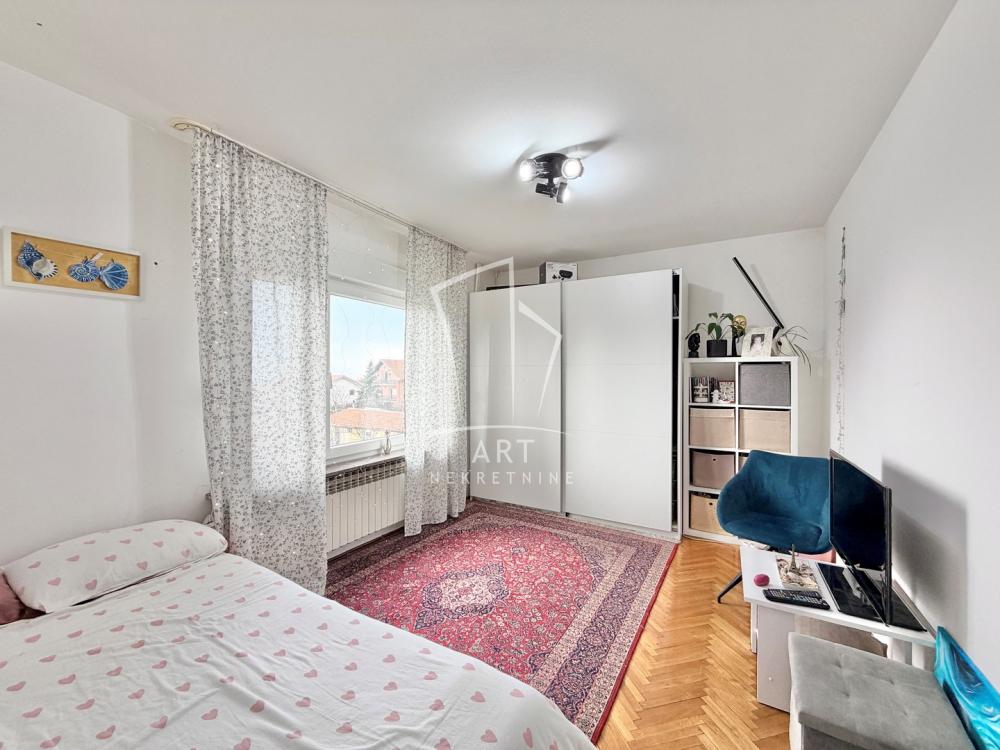 Slika 5 - Doljanska (Sremčica), Kuća na prodaju, 258m2, 200.000€