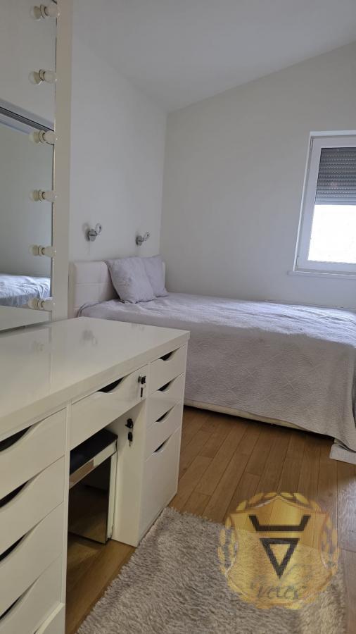 Slika 9 - Petosoban stan za izdavanje, 130m2, 1.500€