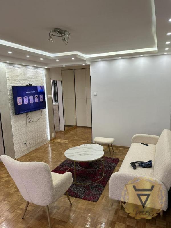 Slika 1 - Četvorosoban stan za izdavanje, 81m2, 700€