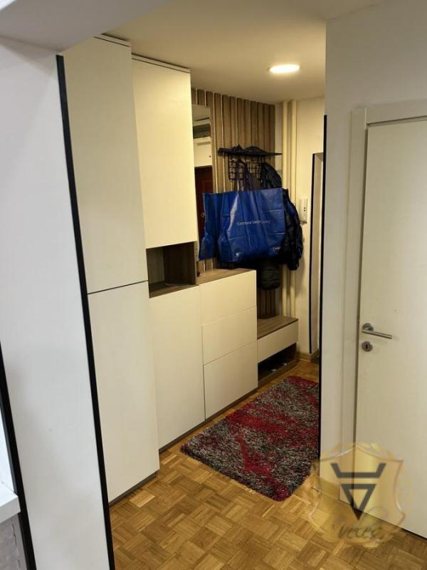 Slika 11 - Četvorosoban stan za izdavanje, 81m2, 700€