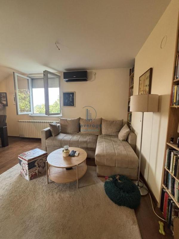 Glavna slika -Šumadijski trg, Četvorosoban stan na prodaju, 58m2, 162.000€