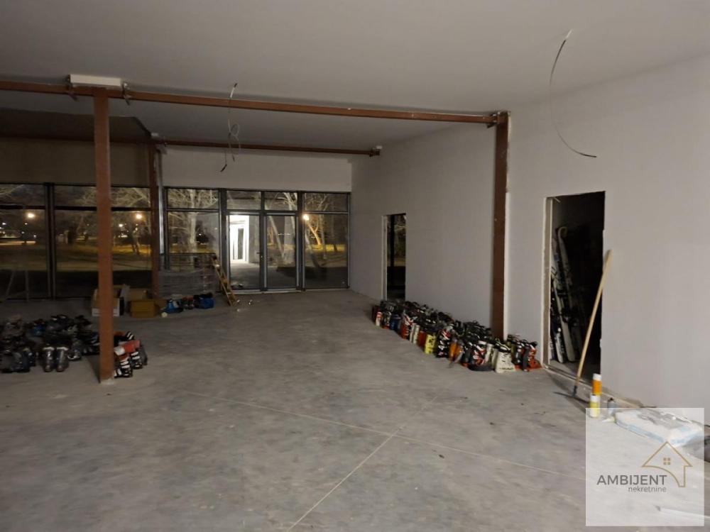 Slika 1 -  Lokal za izdavanje, 700m2, 4.100€