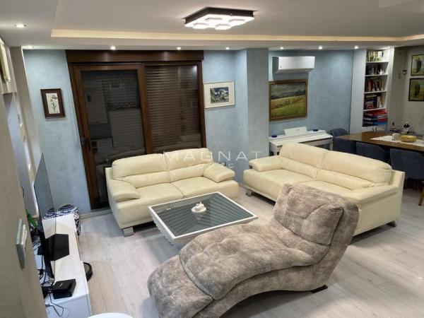 Slika 4 - Simićeva, Troiposoban stan na prodaju, 100m2, 399.900€
