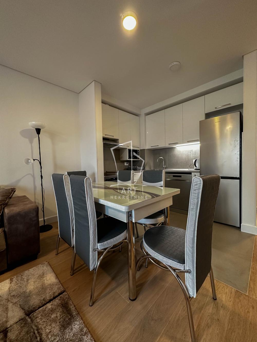 Slika 6 - Džona Kenedija, Trosoban stan za izdavanje, 78m2, 1.450€