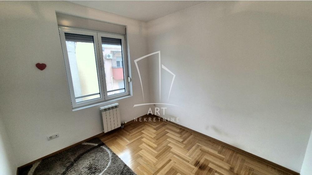 Slika 5 - Marka Oreškovića, Trosoban stan za izdavanje, 49m2, 750€