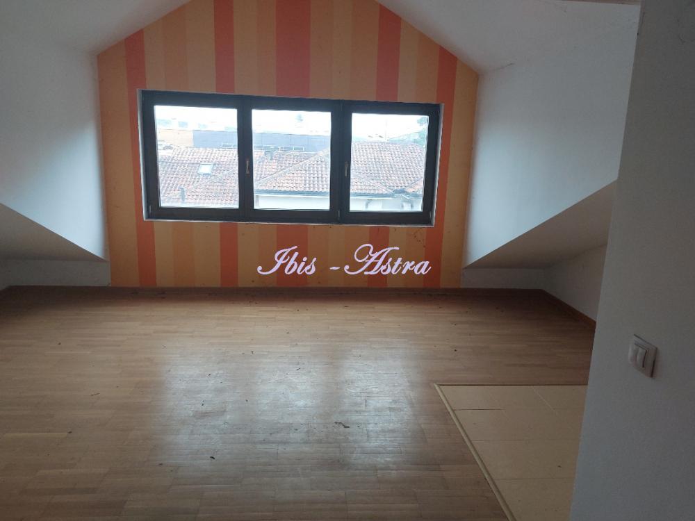 Slika 11 - Diane Budisavljević, Četvorosoban stan na prodaju, 202m2, 880.000€