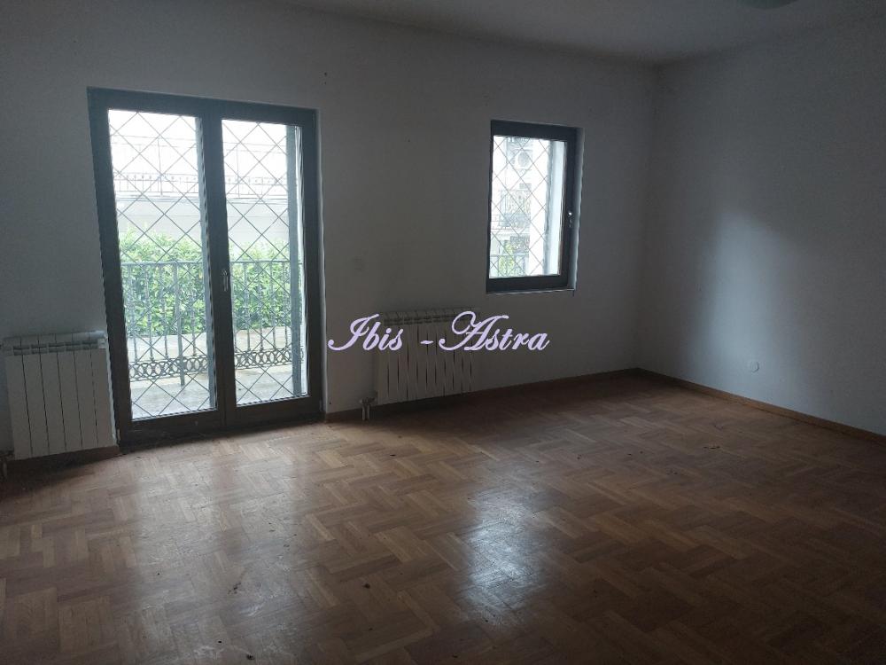 Slika 6 - Diane Budisavljević, Četvorosoban stan na prodaju, 202m2, 880.000€