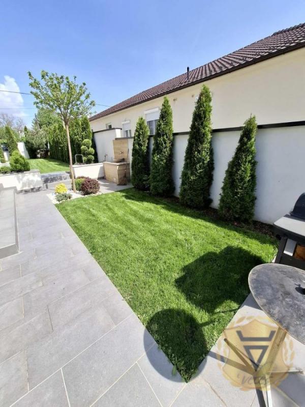 Slika 1 -  Kuća za izdavanje, 200m2, 2.300€