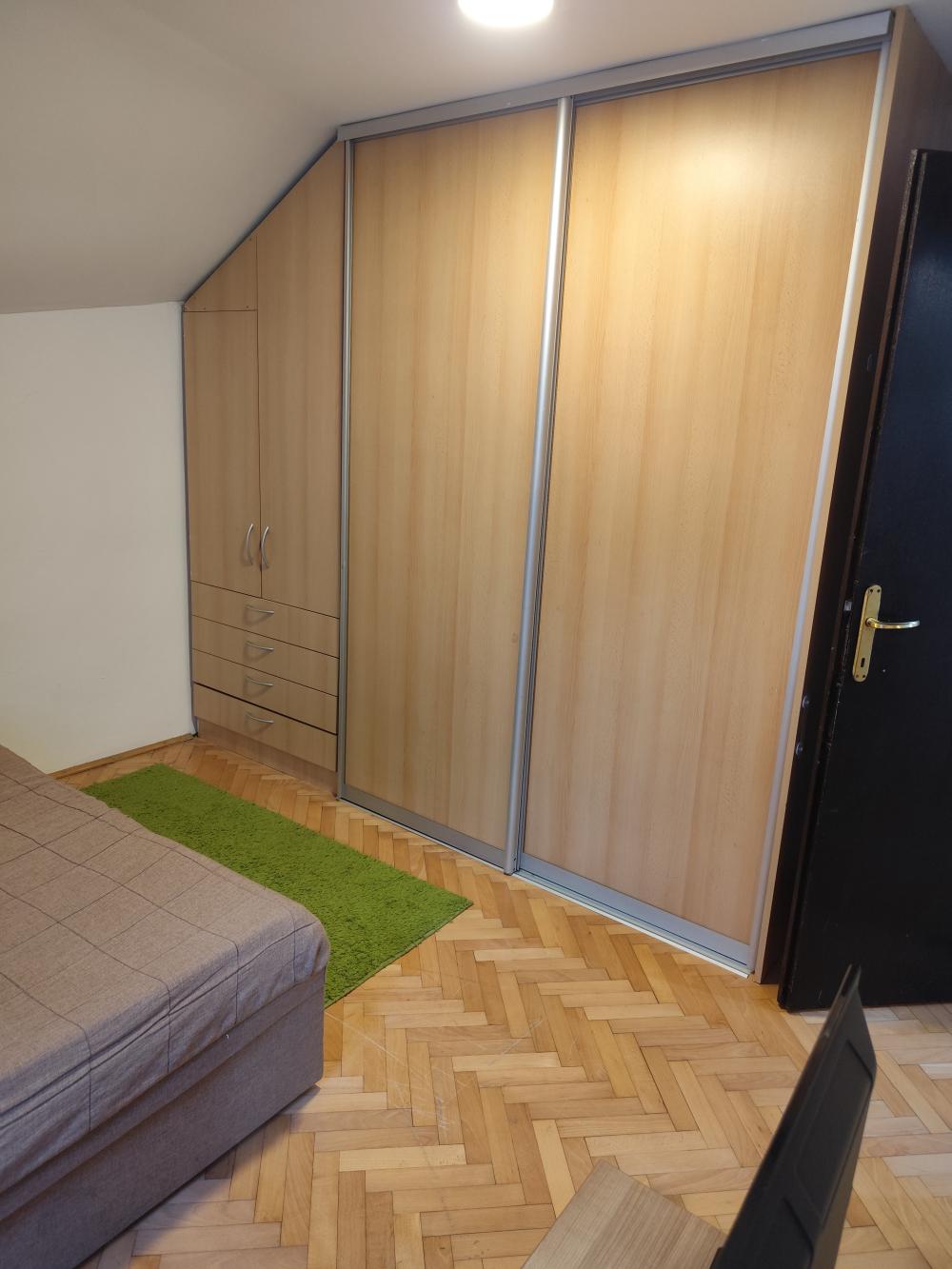 Slika 8 - Kuća za izdavanje, 60m2, 500€