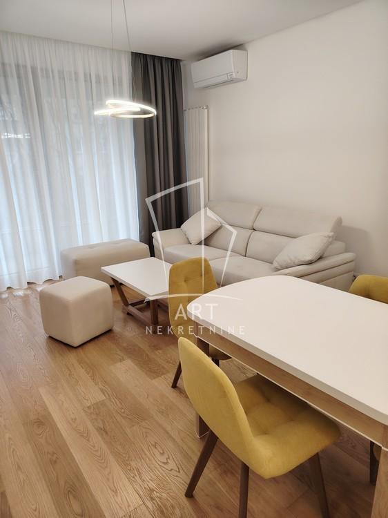 Glavna slika -Bulevar Kralja Aleksandra, Dvosoban stan za izdavanje, 56m2, 1.500€