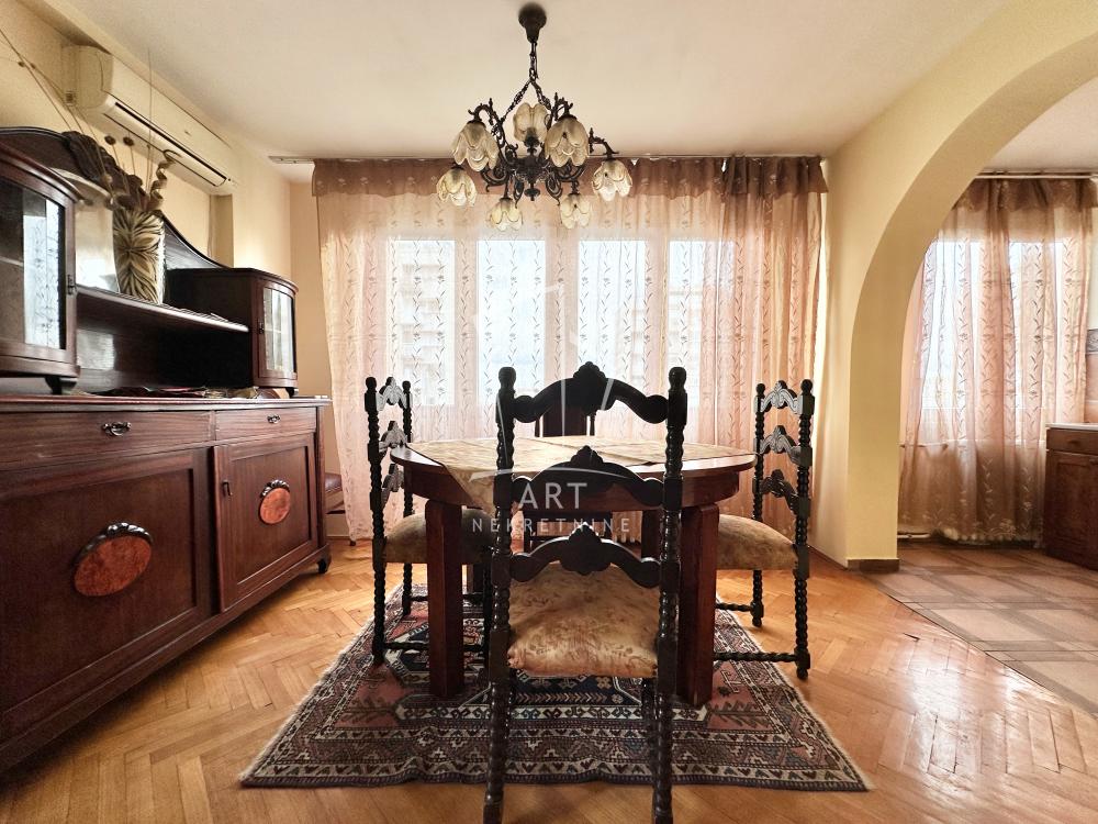 Slika 3 - Hadži Ruvimova, Četvorosoban stan na prodaju, 107m2, 450.000€