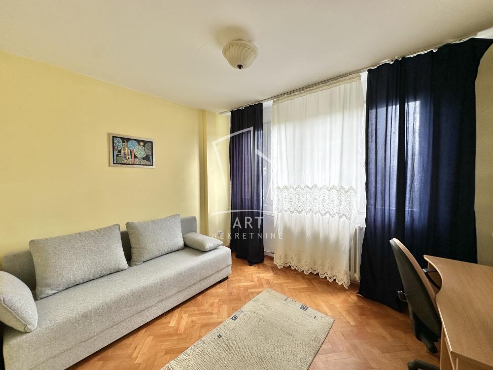 Slika 4 - Hadži Ruvimova, Četvorosoban stan na prodaju, 107m2, 450.000€