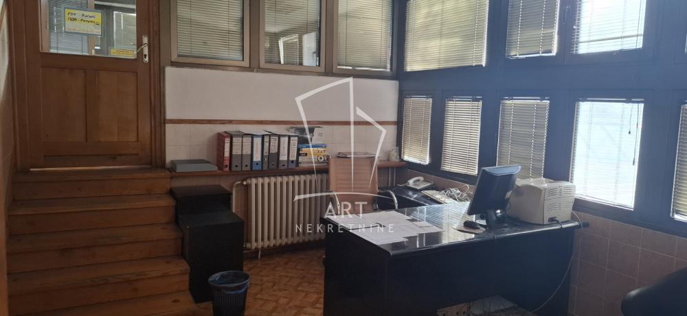 Slika 1 - Peka Pavlovića,  Lokal za izdavanje, 96m2, 1.000€