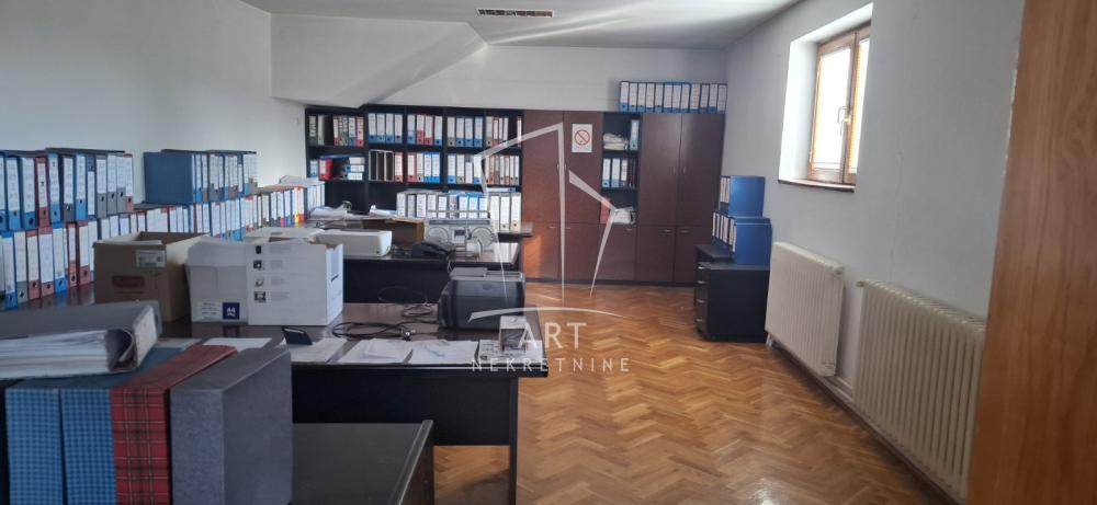 Slika 4 - Peka Pavlovića,  Lokal za izdavanje, 96m2, 1.000€