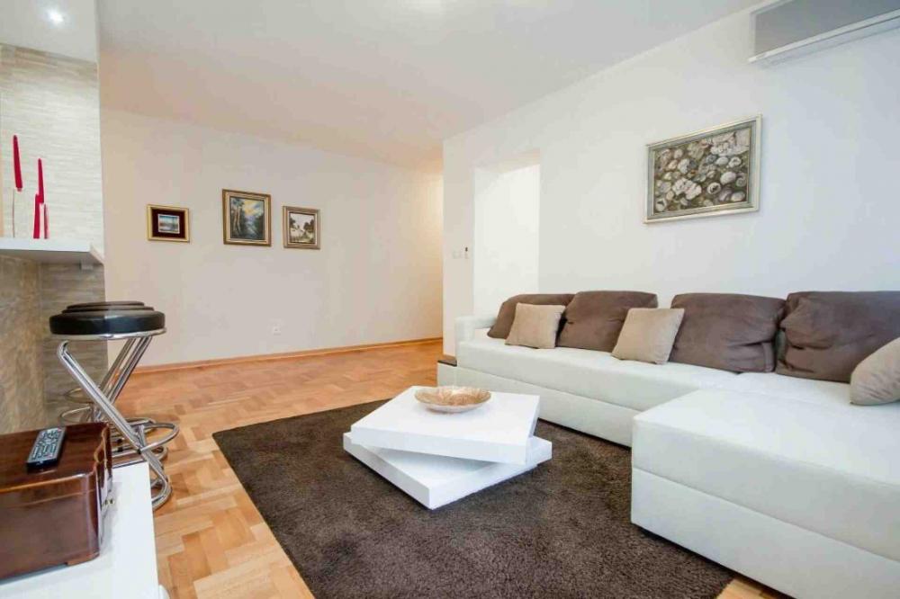 Slika 2 - Kralja Milana, Dvosoban stan za izdavanje, 60m2, 1.100€