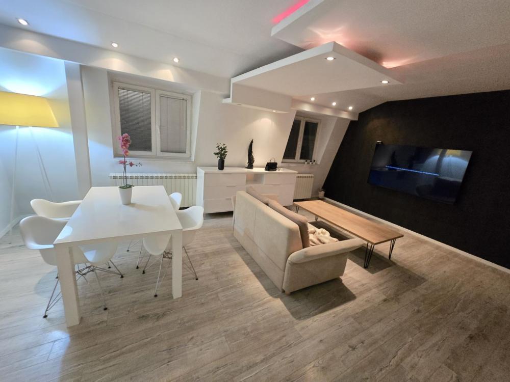 Glavna slika -Nušićeva, Dvosoban stan za izdavanje, 70m2, 900€