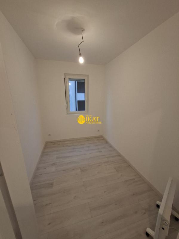 Glavna slika -Trosoban stan za izdavanje, 50m2, 550€