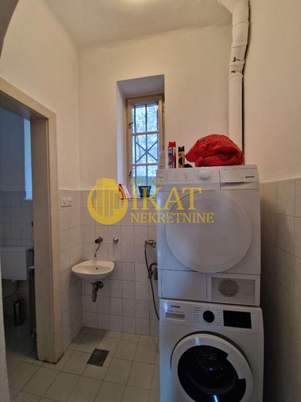 Slika 8 -  Kuća za izdavanje, 330m2, 4.000€