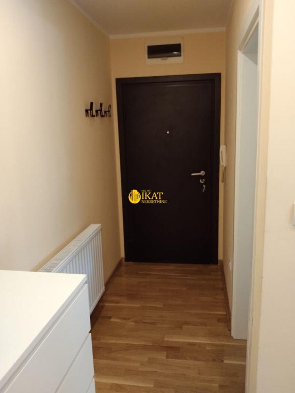 Glavna slika oglasa 383445