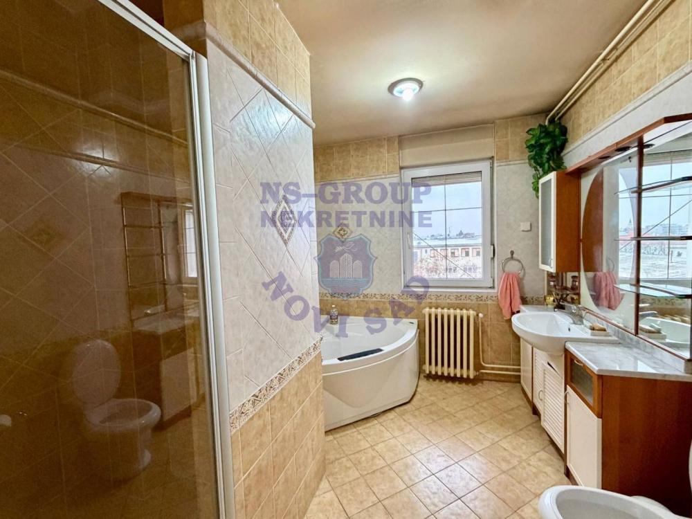 Slika 9 - Petosoban stan na prodaju, 179m2, 507.790€