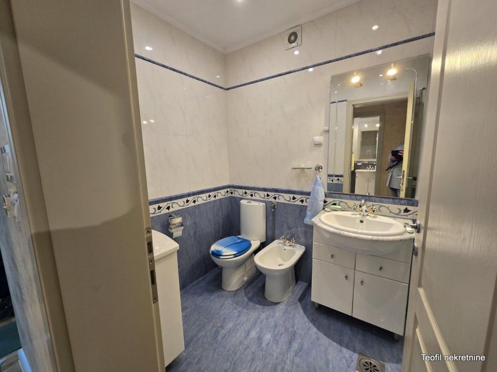 Slika 11 - Admirala Vukovića, Trosoban stan na prodaju, 77m2, 261.800€