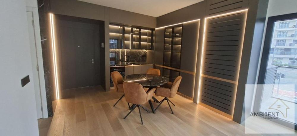 Glavna slika -Jednoiposoban stan na prodaju, 55m2, 289.000€