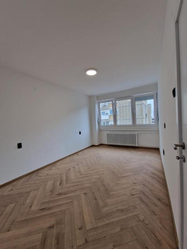 Slika 6 - Trosoban stan na prodaju, 73m2, 210.000€