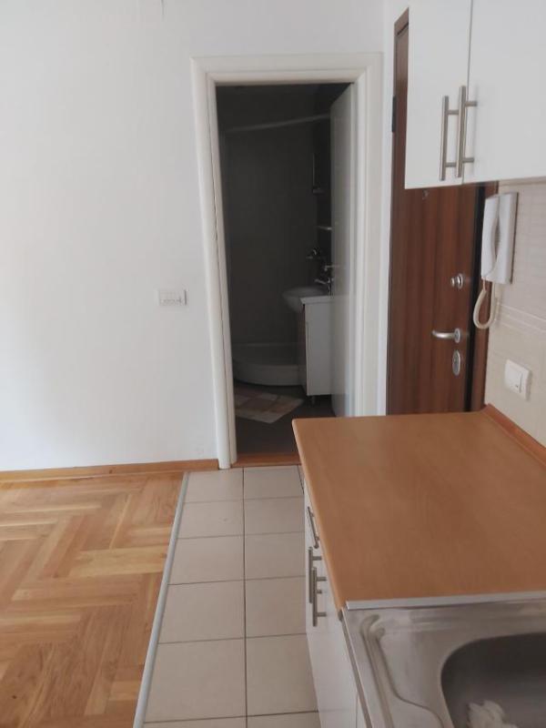 Slika 4 - Miklošićeva, Dvosoban stan za izdavanje, 40m2, 500€