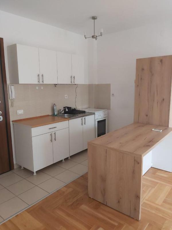 Slika 3 - Miklošićeva, Dvosoban stan za izdavanje, 40m2, 500€