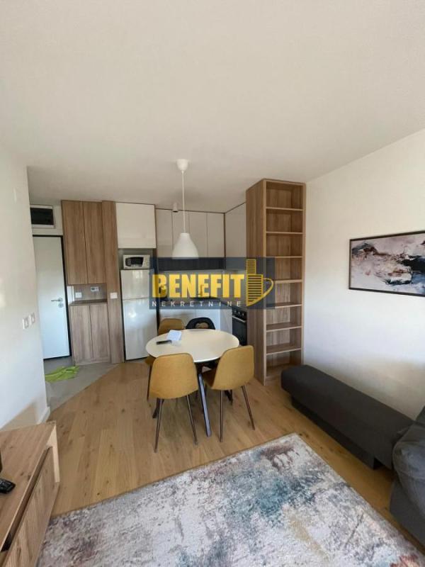 Slika 1 - Dvosoban stan za izdavanje, 42m2, 550€