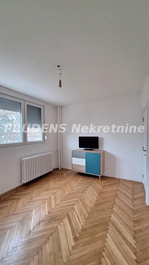 Slika 10 - Pariske komune, Trosoban stan za izdavanje, 68m2, 750€