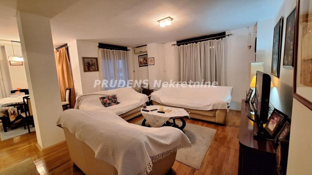 Glavna slika -Metohijska, Četvorosoban stan na prodaju, 109m2, 390.000€