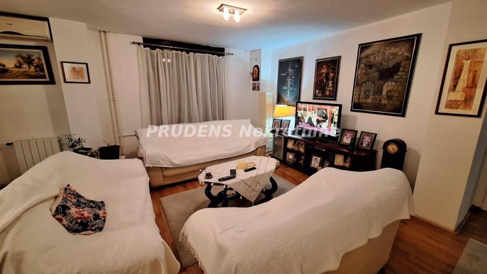 Slika 2 - Metohijska, Četvorosoban stan na prodaju, 109m2, 390.000€