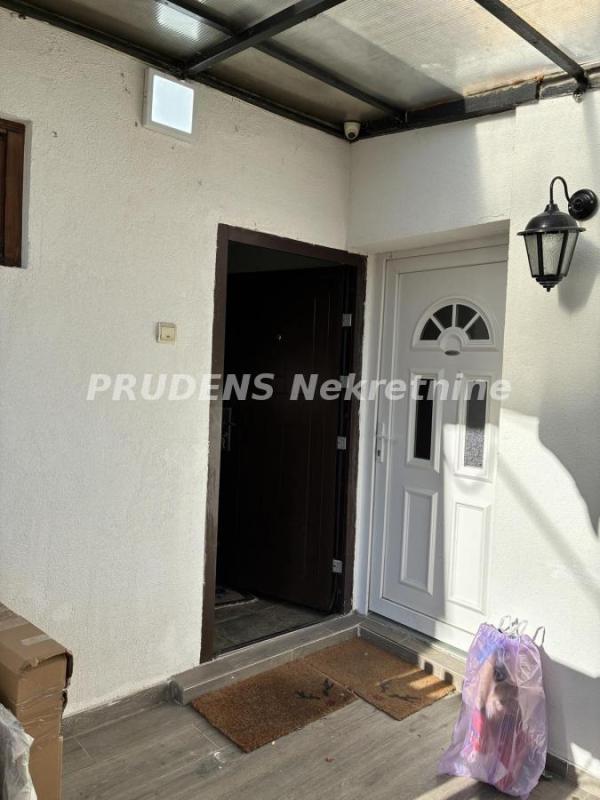 Slika 9 - Sazonova,  Kuća na prodaju, 61m2, 210.000€