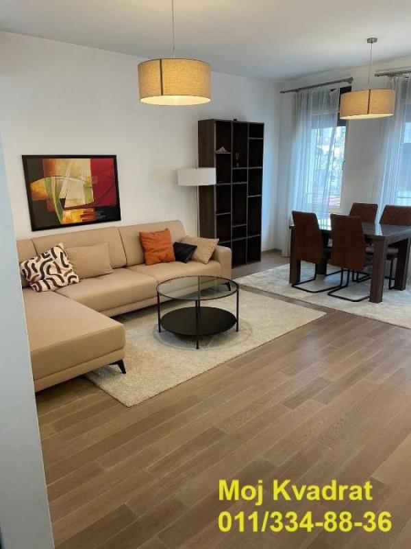 Glavna slika -Trosoban stan za izdavanje, 66m2, 1.000€