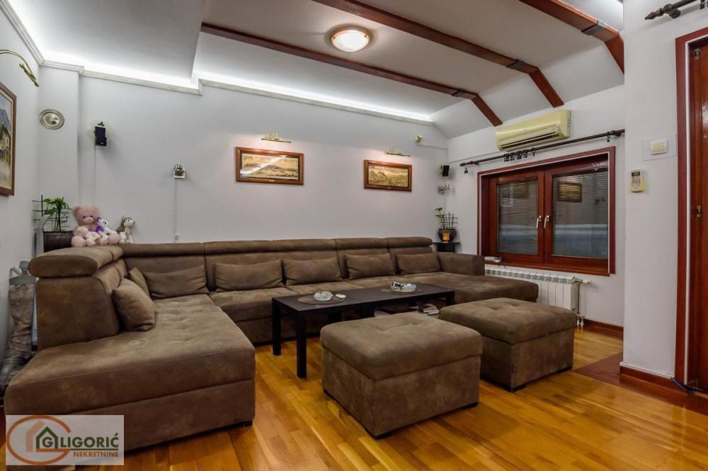 Glavna slika -Šantićeva, Četvorosoban stan na prodaju, 131m2, 450.000€