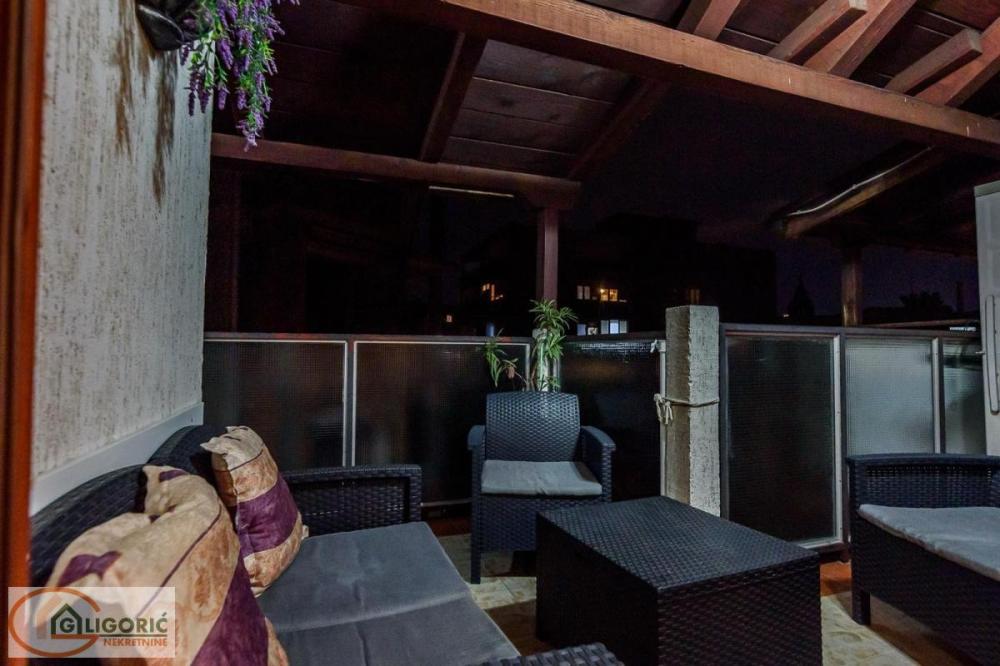 Slika 11 - Šantićeva, Četvorosoban stan na prodaju, 131m2, 450.000€