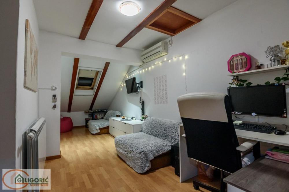 Slika 4 - Šantićeva, Četvorosoban stan na prodaju, 131m2, 450.000€