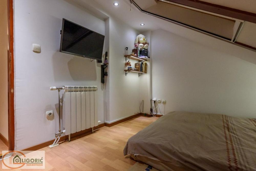 Slika 5 - Šantićeva, Četvorosoban stan na prodaju, 131m2, 450.000€