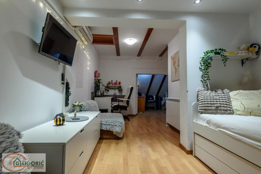 Slika 3 - Šantićeva, Četvorosoban stan na prodaju, 131m2, 450.000€