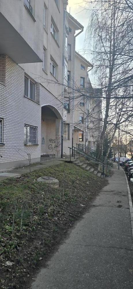 Slika 3 - Dimitrija Avramovića , Jednosoban stan za izdavanje, 40m2, 400€